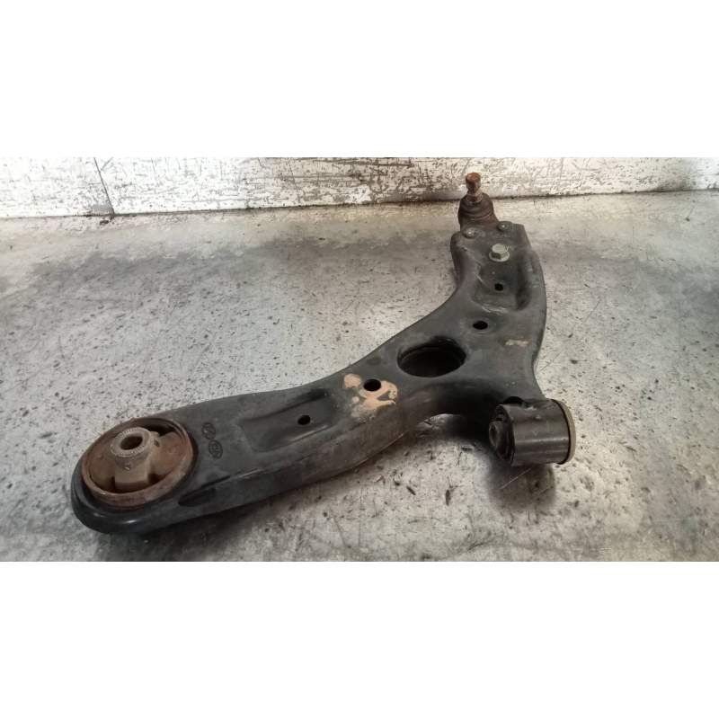 Recambio de brazo suspension inferior delantero izquierdo para kia carens ( ) business referencia OEM IAM  17CRDI 2013
