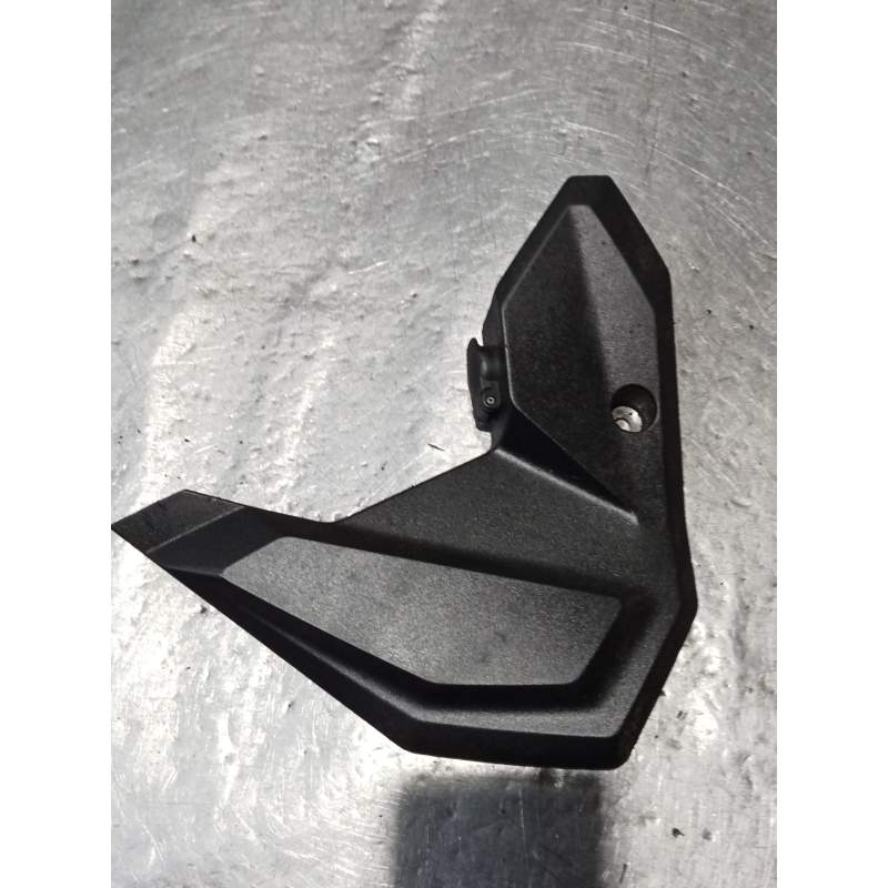Recambio de moldura para bmw f (801cc - ) f 900 xr (4r90) referencia OEM IAM 9899159 19593510 4663