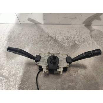 MANDO LUCES 8591021440 6063AA1000 2005