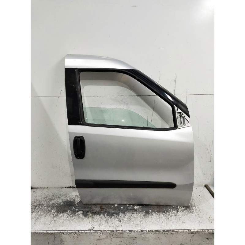 Recambio de puerta delantera derecha para opel combo d referencia OEM IAM   6P