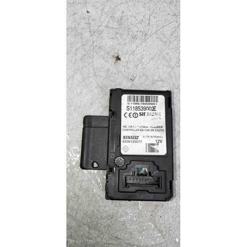 Recambio de conmutador de arranque para renault scenic ii dynamique referencia OEM IAM 8200125077 S118539002E 2006
