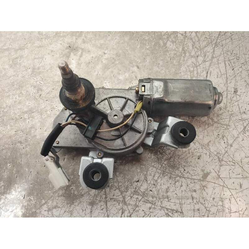 Recambio de motor limpia trasero para ssangyong rodius xdi referencia OEM IAM 8615021002  2005