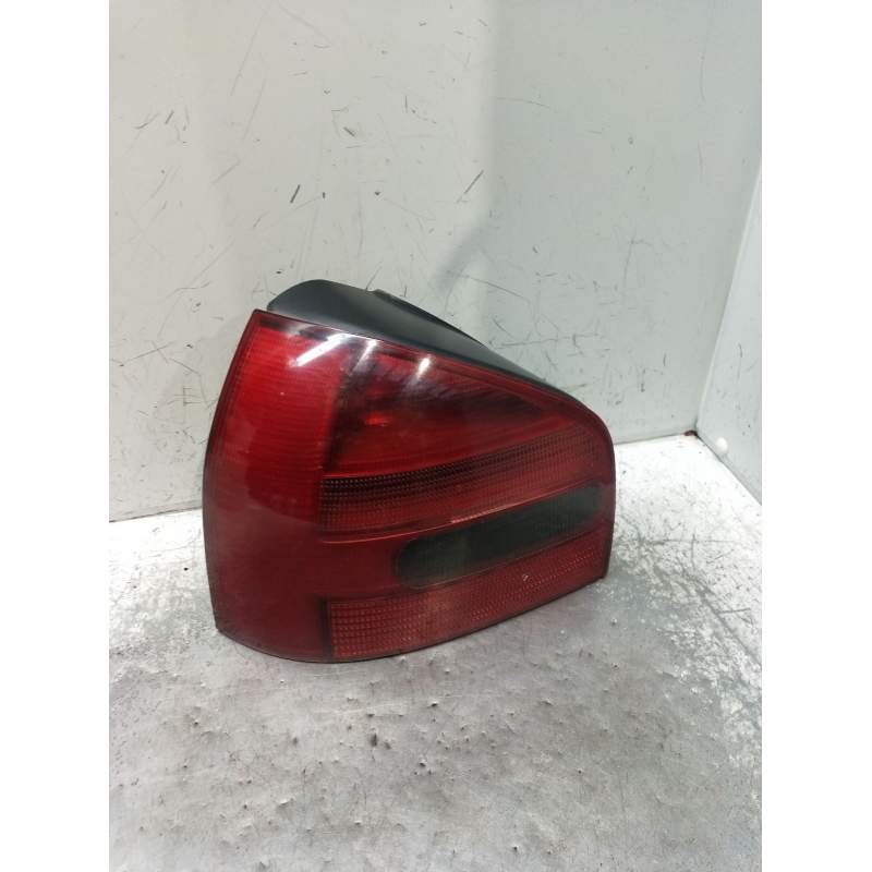 Recambio de piloto trasero izquierdo para audi a3 (8l1) 1.9 tdi referencia OEM IAM   1996