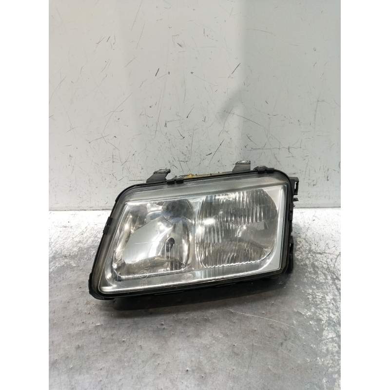 Recambio de faro izquierdo para audi a3 (8l1) 1.9 tdi referencia OEM IAM   1996
