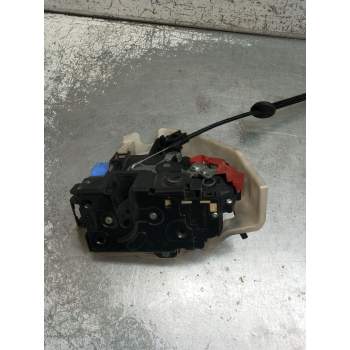 MOTOR CIERRE CENTRALIZADO TRASERO DERECHO 5P V/2003