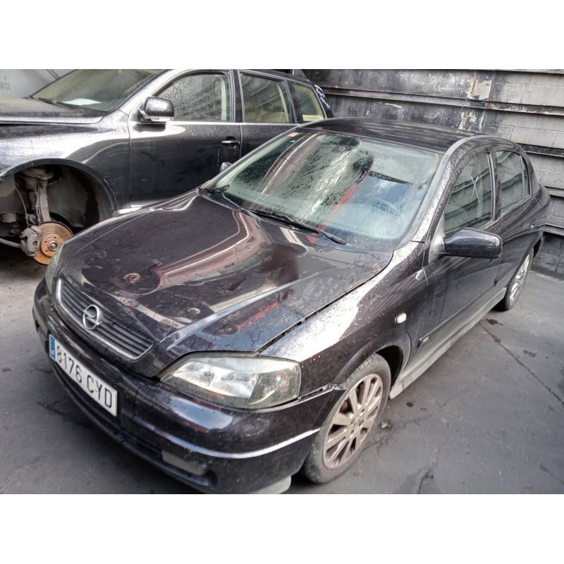 opel astra g berlina del año 2004