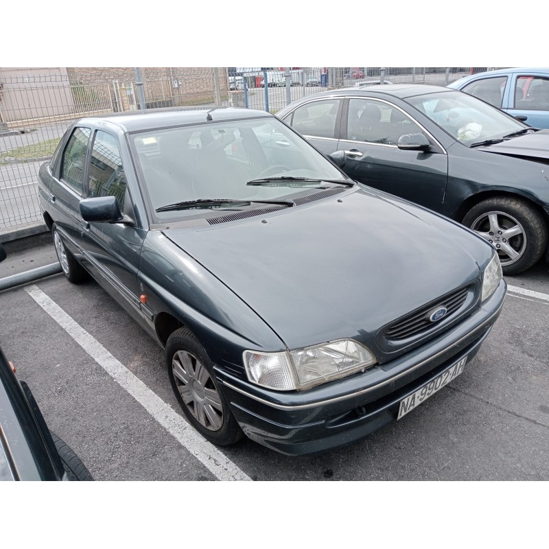 ford escort berlina/turnier del año 1993