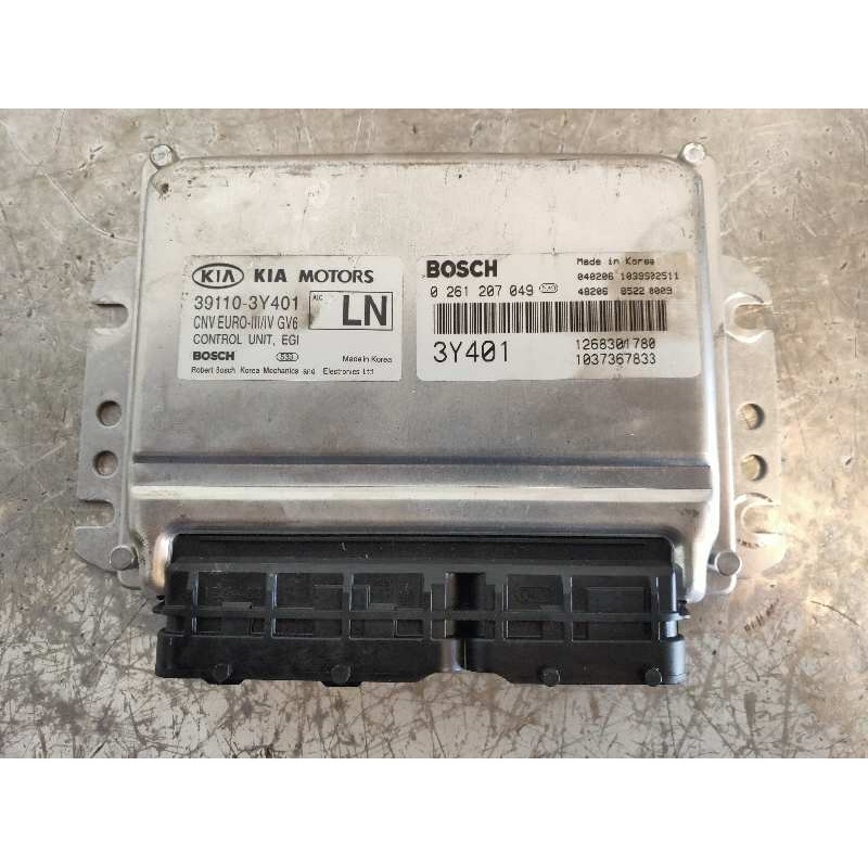 Recambio de centralita motor uce para kia carnival ii 2.5 v6 ex referencia OEM IAM 0261207049 391103Y401 3Y401 1268301780 103736