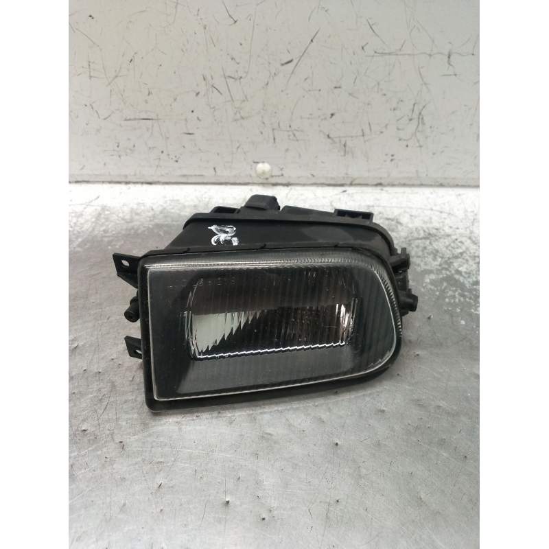 Recambio de faro antiniebla derecho para bmw 5 (e39) 530 d referencia OEM IAM   2000