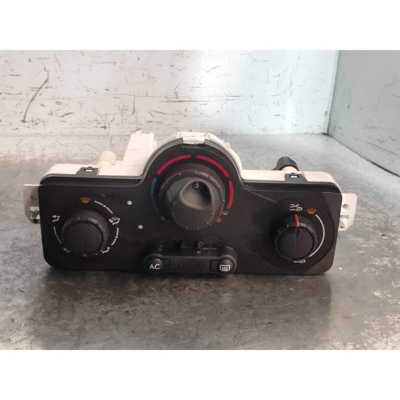 Recambio de mando calefaccion / aire acondicionado para renault clio iii authentique referencia OEM IAM 69590001 030967W 6959700