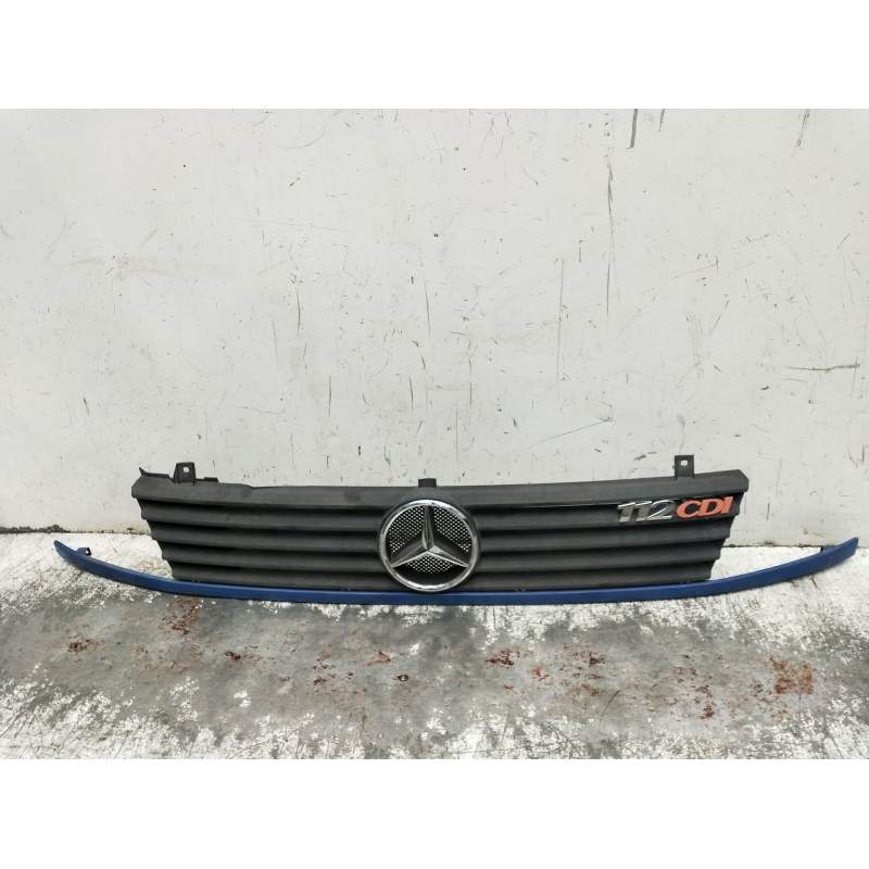 Recambio de rejilla delantera para mercedes-benz vito (w638) combi referencia OEM IAM   