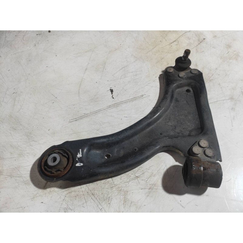 Recambio de brazo suspension inferior delantero izquierdo para opel tigra twin top 1.4 16v referencia OEM IAM   