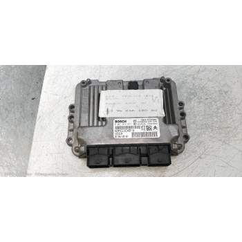 CENTRALITA MOTOR UCE 0281013871 9664618080 9653958980