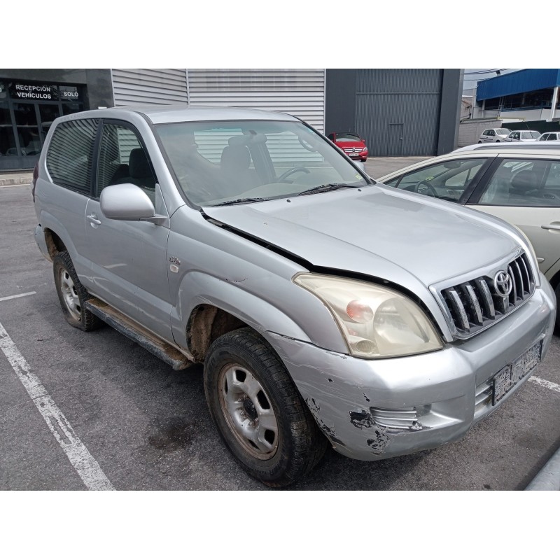 toyota land cruiser (j12) del año 2003