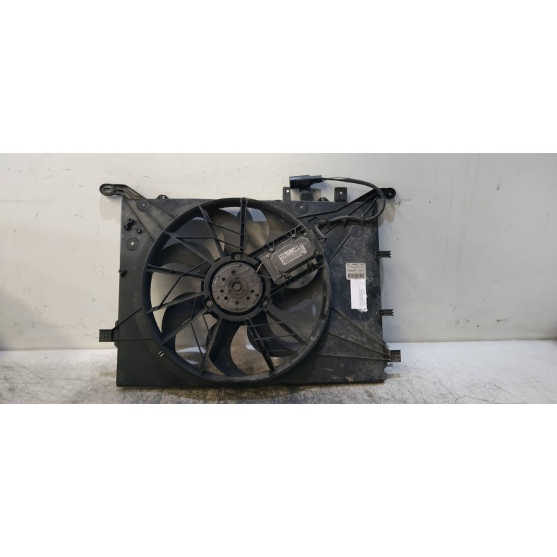 Recambio de electroventilador para volvo v70 familiar 2.4 (103kw) referencia OEM IAM 30645148 0130303947 