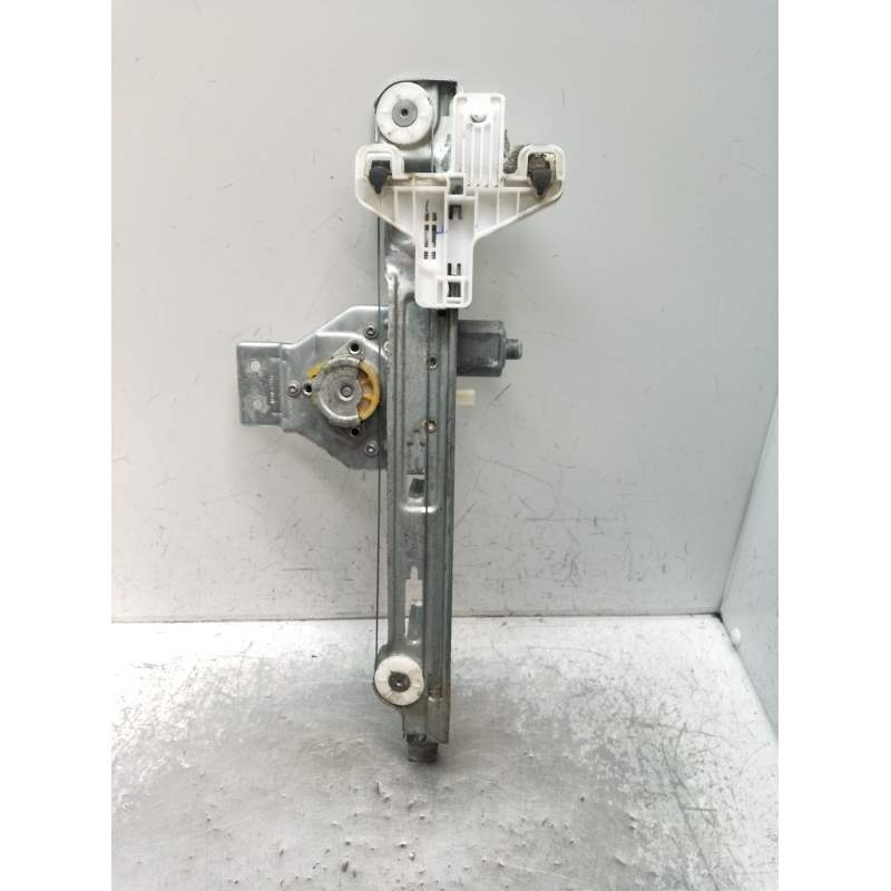 Recambio de elevalunas trasero izquierdo para dodge caliber s referencia OEM IAM 05074233AA 5P 2006