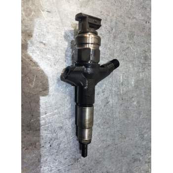 INYECTOR 16613AA030 DENSO 