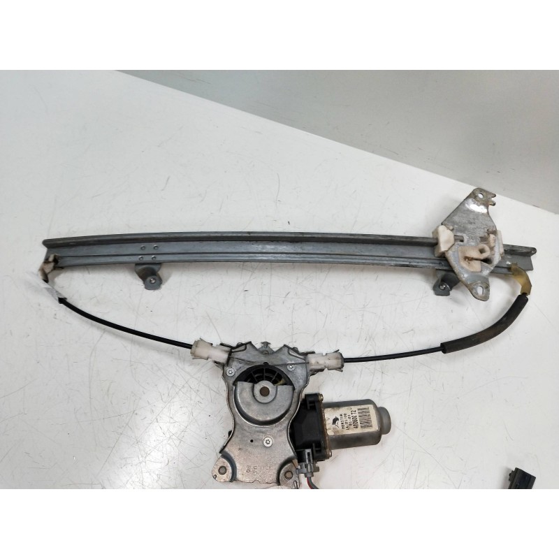 Recambio de elevalunas delantero derecho para nissan almera tino (v10m) ambience referencia OEM IAM 400600T2  5P