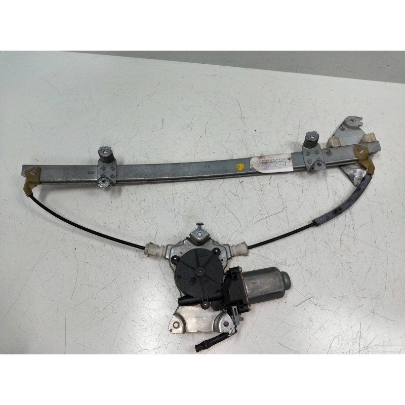 Recambio de elevalunas delantero izquierdo para nissan almera tino (v10m) 1.8 16v cat referencia OEM IAM 400699  5P