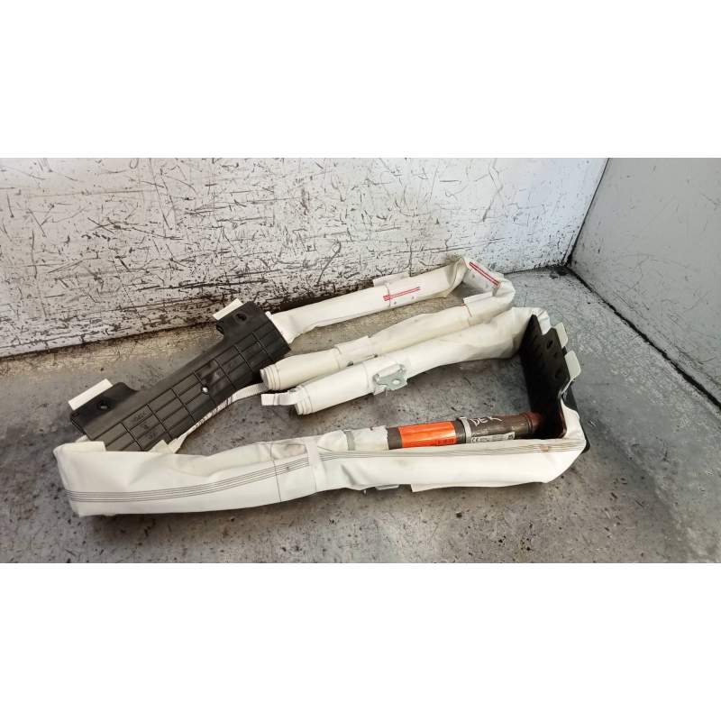 Recambio de airbag cortina delantero derecho para kia carens ( ) business referencia OEM IAM 85020A4000  2013