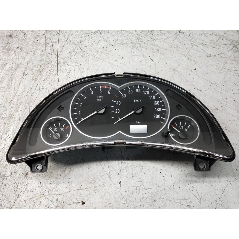 Recambio de cuadro instrumentos para opel corsa c club referencia OEM IAM 110080226002 13117943CA 