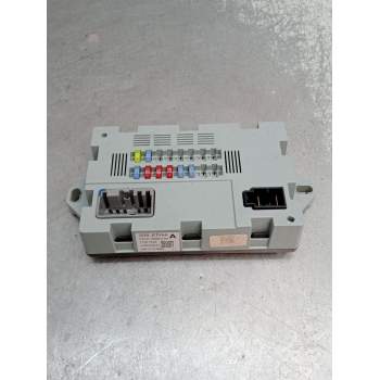CAJA RELES / FUSIBLES CPLA14Q073AA 73707520 SW71739084 1702220474 2015