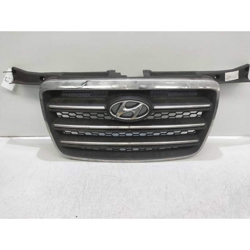 Recambio de rejilla delantera para hyundai h 1 2.5 crdi cat referencia OEM IAM   2003