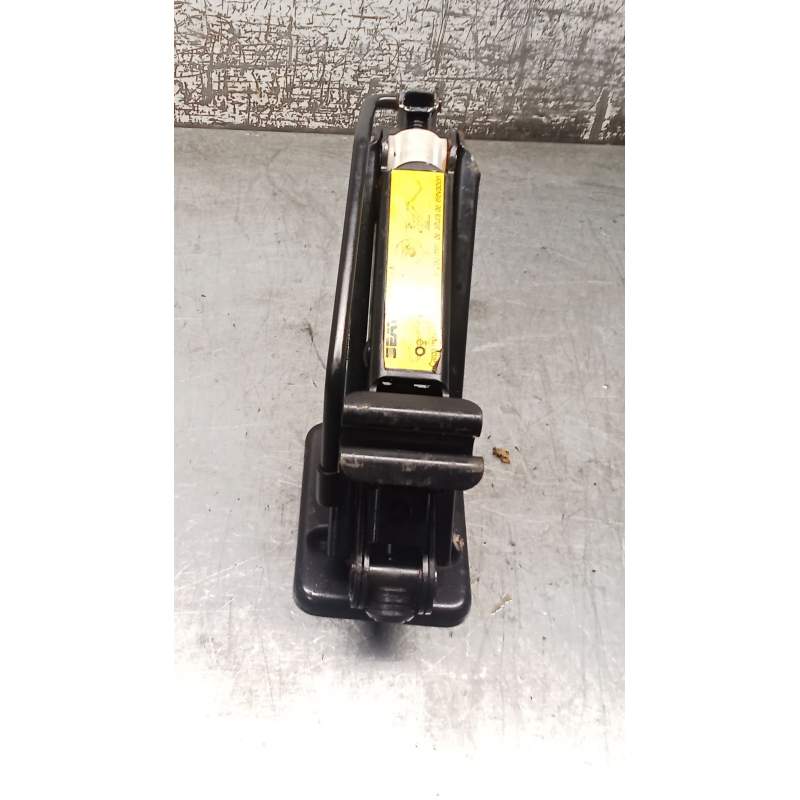 Recambio de gato para seat ibiza ii (6k1) 1.6 i referencia OEM IAM 6K0011031A  1993