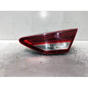 PILOTO TRASERO DERECHO INTERIOR 5F0945308D 90042926 2012