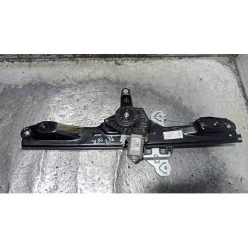 ELEVALUNAS DELANTERO DERECHO 807207795R C39780100 