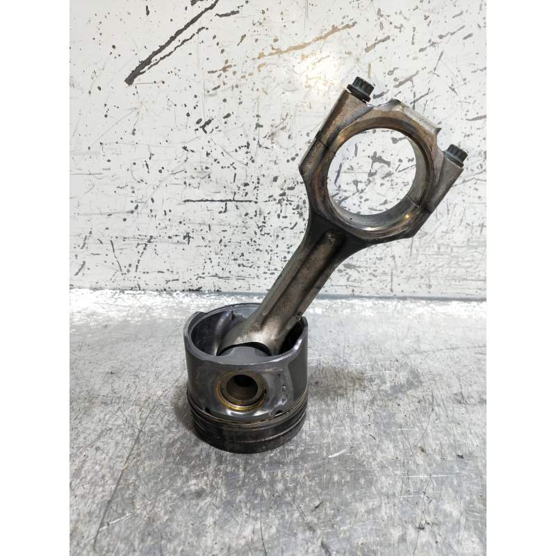 Recambio de piston para chevrolet captiva 2.0 vcdi ls referencia OEM IAM  20VCDI 2006