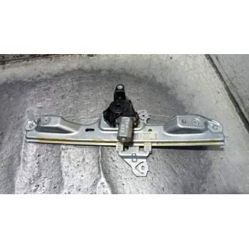 ELEVALUNAS TRASERO DERECHO 827004EA0A C39784100 
