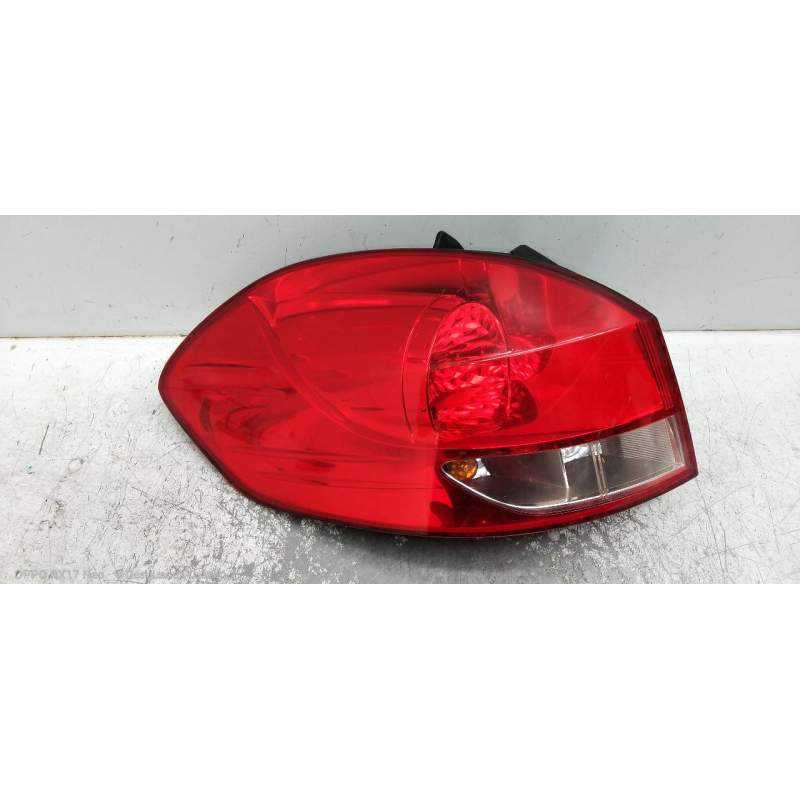 Recambio de piloto trasero izquierdo para renault clio grandtour authentique referencia OEM IAM 8200586843  05