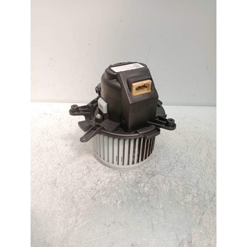 Recambio de motor calefaccion para opel grandland x excellence referencia OEM IAM 5P130001092504 5P1330400 