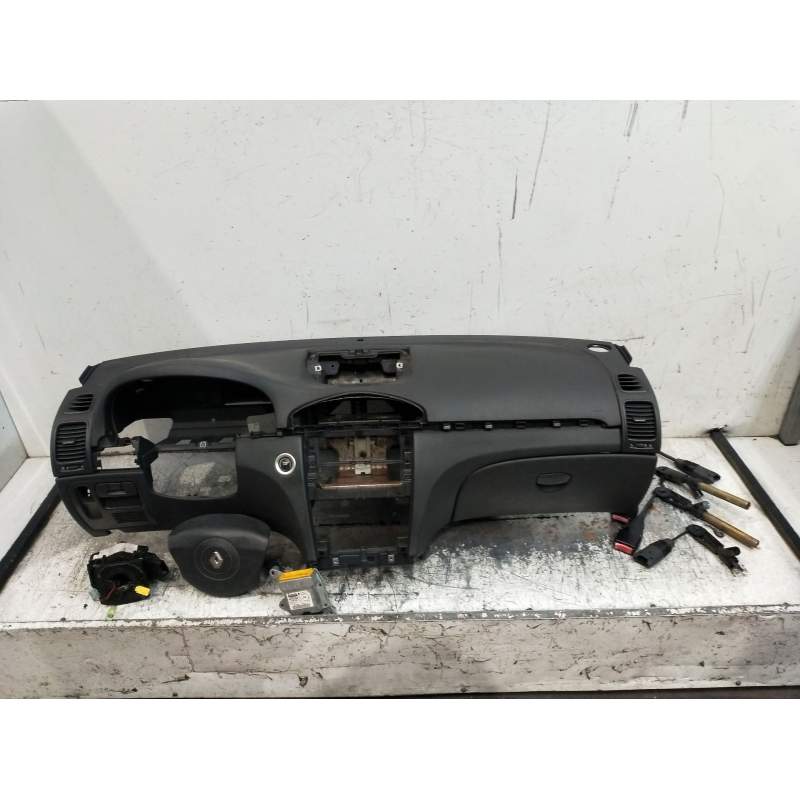Recambio de kit airbag para renault laguna ii (bg0/1_) 2.2 dci (bg0f) referencia OEM IAM 8200412021  2005
