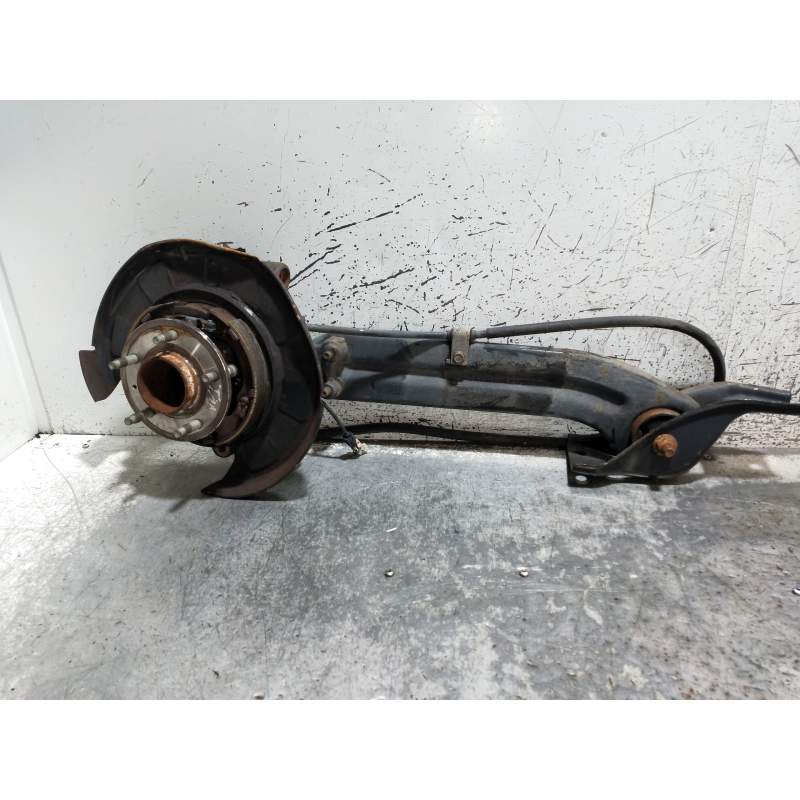 Recambio de mangueta trasera izquierda para chevrolet captiva 2.0 vcdi ls referencia OEM IAM  20VCDI 2006