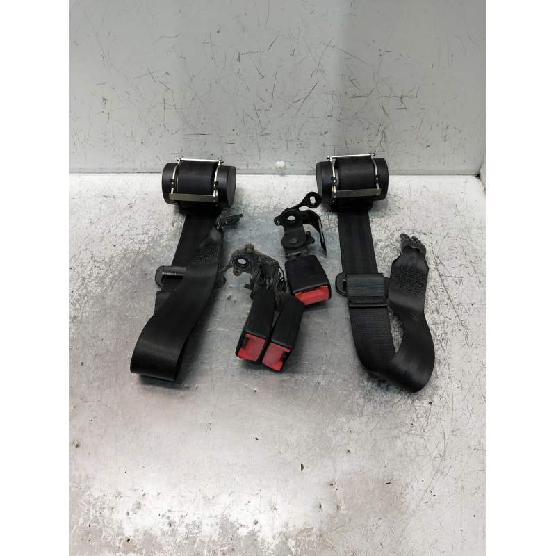Recambio de juego cinturones trasero para seat leon sc (5f5) referencia OEM IAM  3P 2012