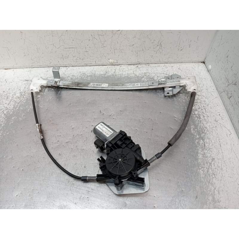 Recambio de elevalunas delantero izquierdo para ford ka (rb_) 1.3 i referencia OEM IAM D393700454500007 3P 1996