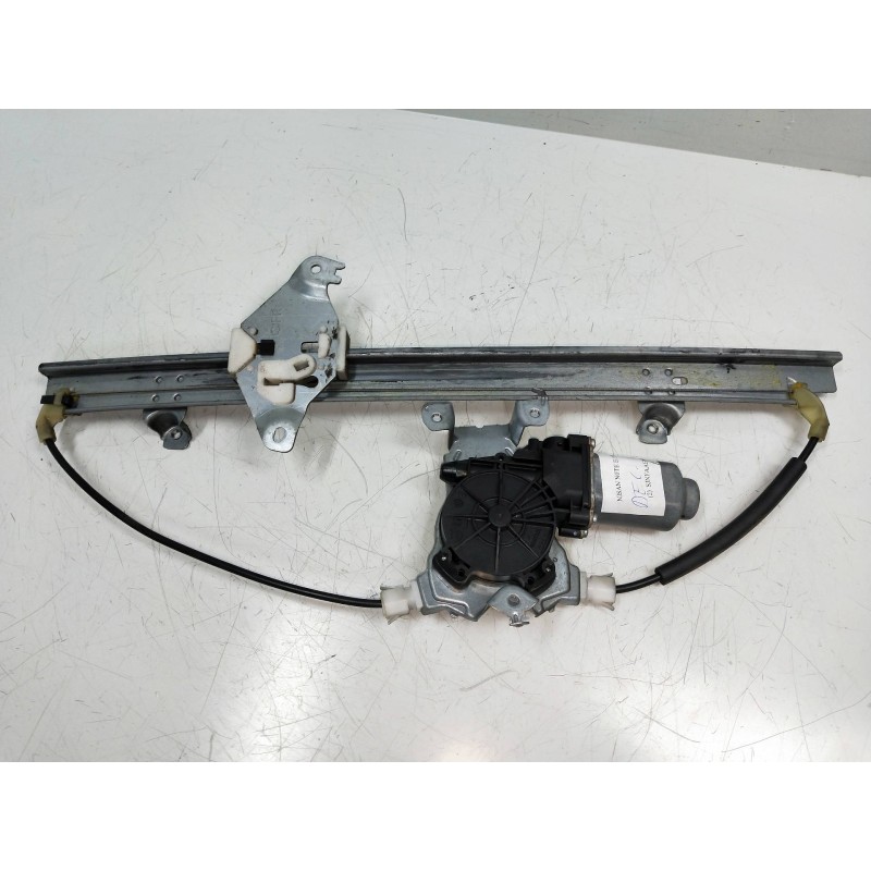 Recambio de elevalunas delantero derecho para nissan note (e11e) 1.4 cat referencia OEM IAM 400926B  5P