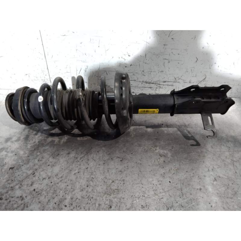 Recambio de amortiguador delantero izquierdo para opel zafira tourer excellence referencia OEM IAM 13338919 16CDTI 2012
