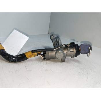 CONMUTADOR DE ARRANQUE 