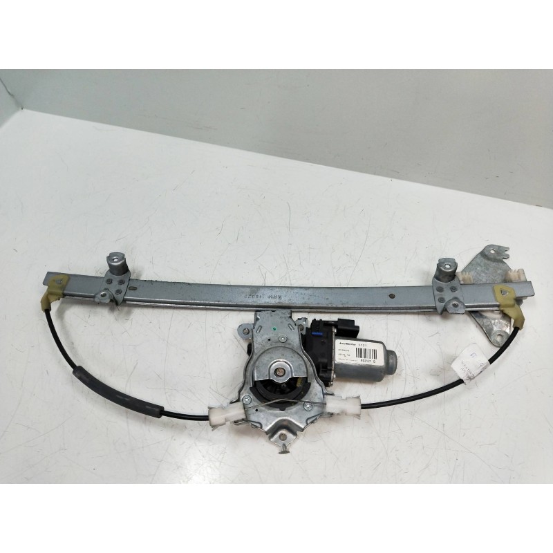 Recambio de elevalunas delantero izquierdo para nissan pathfinder (r51) 2.5 dci xe referencia OEM IAM 402121D  5P