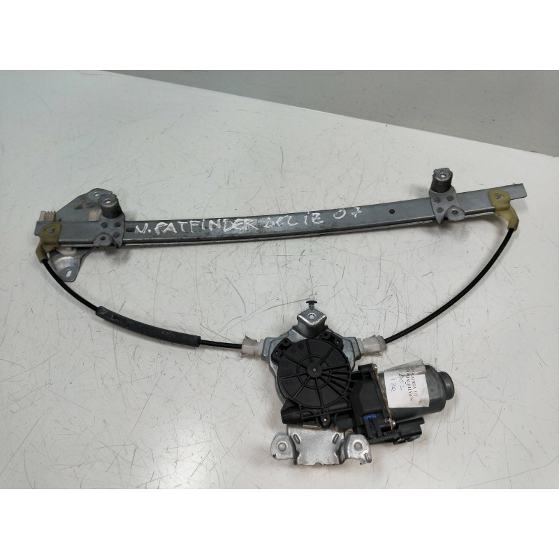 Recambio de elevalunas delantero izquierdo para nissan pathfinder (r51) 2.5 dci diesel cat referencia OEM IAM   5P402121D