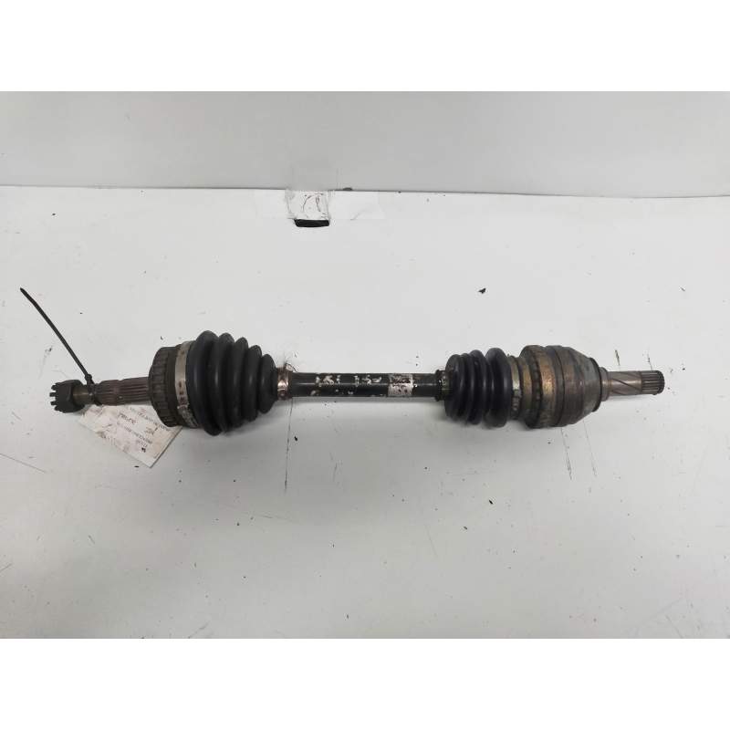 Recambio de transmision delantera izquierda para opel vectra b berlina 1.6 16v referencia OEM IAM  1.6i 1995