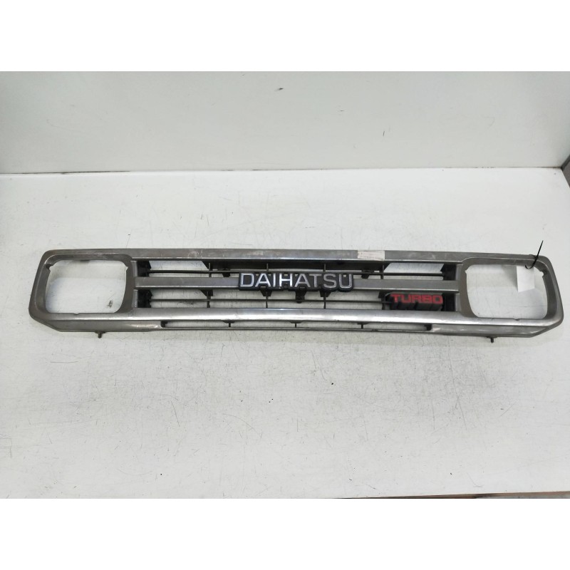 Recambio de rejilla delantera para daihatsu rocky 2.8 td referencia OEM IAM   