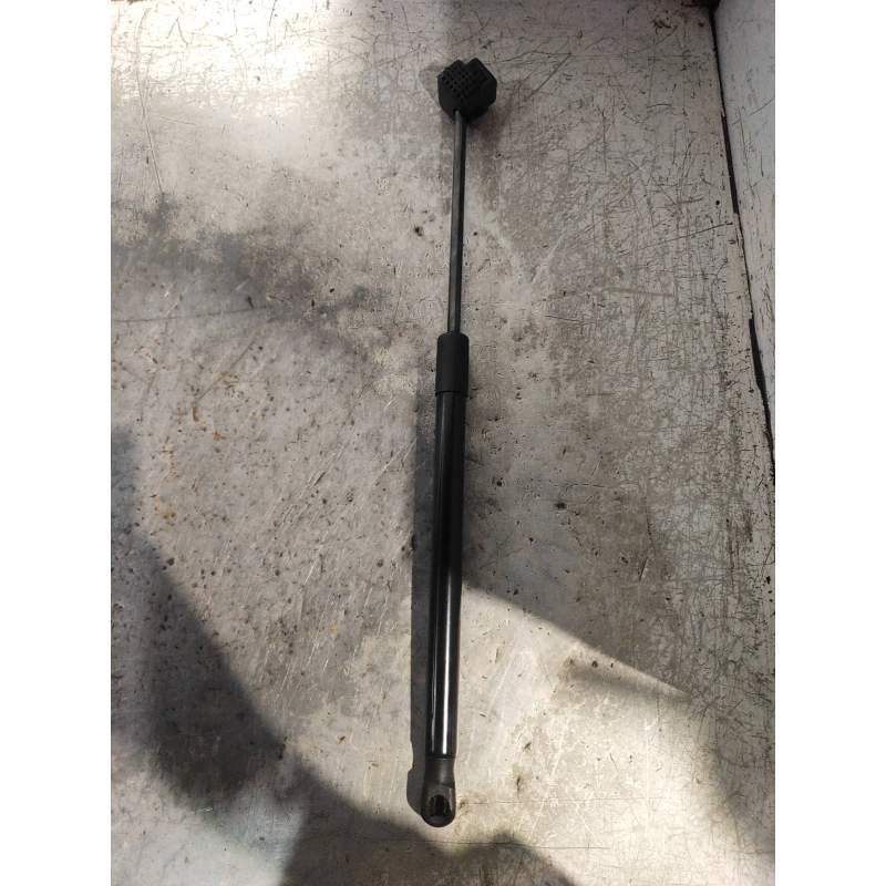 Recambio de amortiguadores capo para opel zafira tourer excellence referencia OEM IAM 13395287 280N 2012