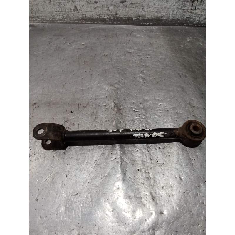 Recambio de brazo suspension superior trasero derecho para dodge journey se referencia OEM IAM POSTERIOR 20CRD 2009