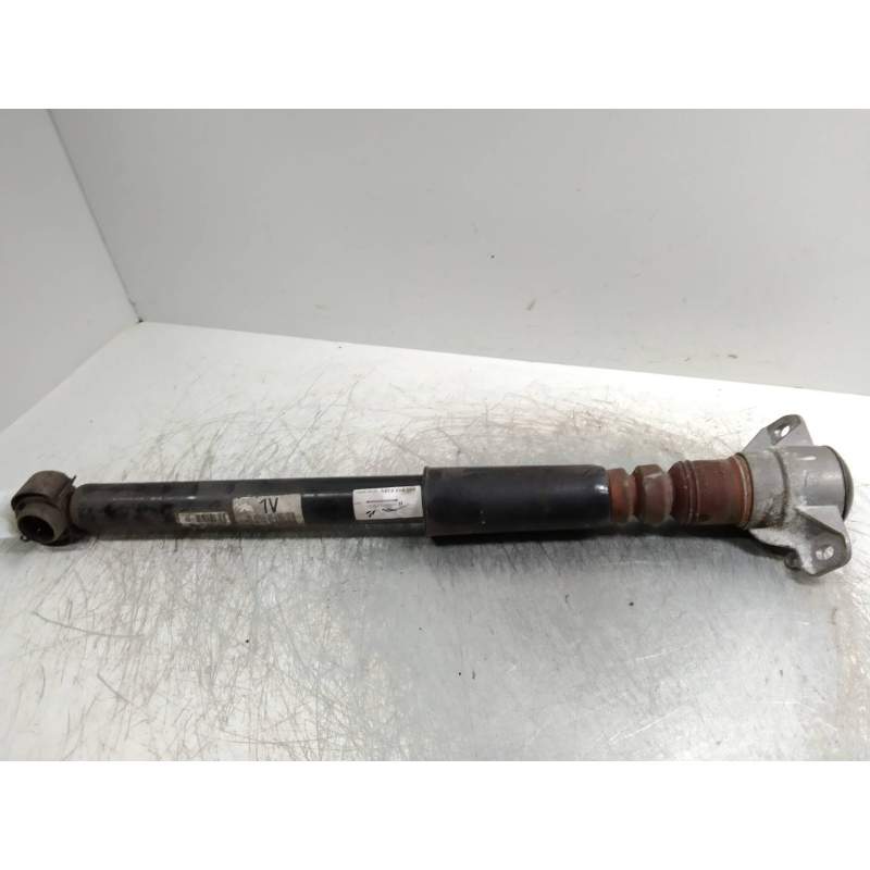 Recambio de amortiguador trasero para audi a4 ber. (b8) básico referencia OEM IAM 8K0513035R 27TDI 2008