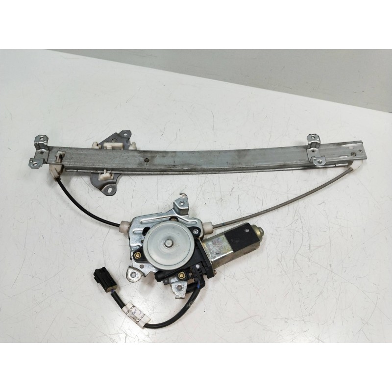 Recambio de elevalunas trasero izquierdo para nissan pick-up (d22) 2.5 turbodiesel referencia OEM IAM 827312S721  4P