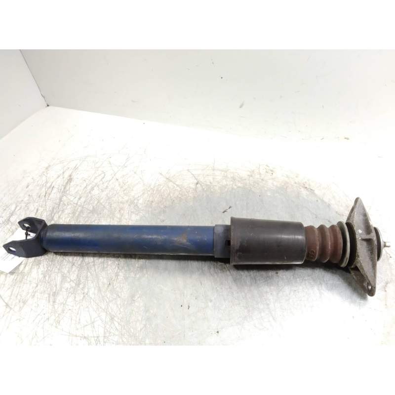 Recambio de amortiguador trasero para audi a8 (d2) 4.2 v8 32v referencia OEM IAM 4D0513031H  